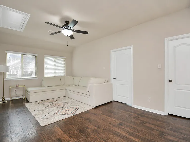 17510 Woodfalls Ln — Photo 27
