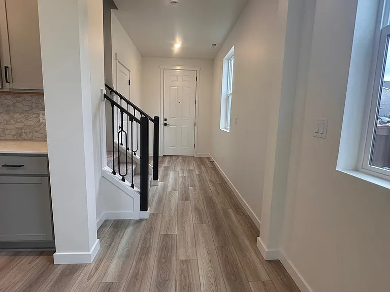 4993 88th Dr NE — Photo 4