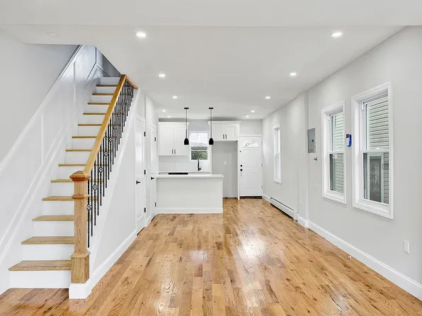 155-17 116th Ave, Jamaica, NY 11434