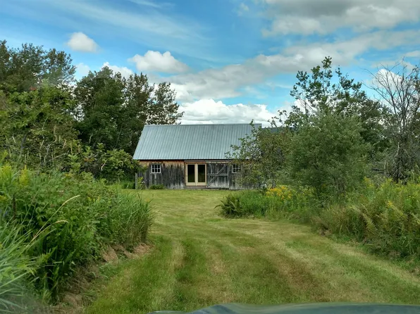 132 Lahue Road, Holland, VT 05830