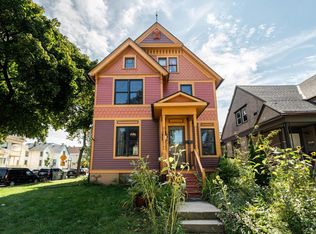 3405 W Saint Paul Ave, Milwaukee, WI 53208