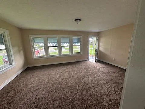 834 N Ruth Ave — Photo 2