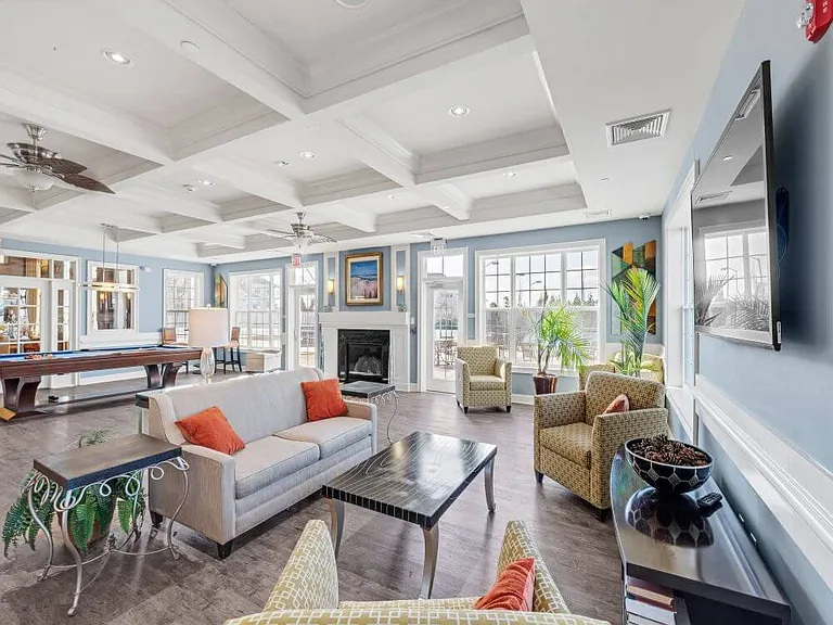 print_101_campbell_blvd_hdr_103-1
