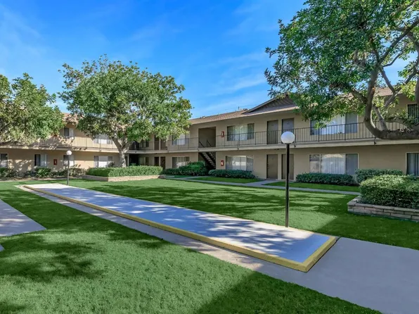 Barcelona Apartment Homes