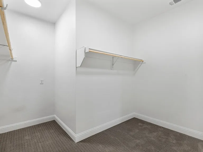 228 Sunset Ln — Photo 26