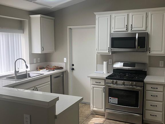 2nd image of 27094 Rainbow Creek Dr