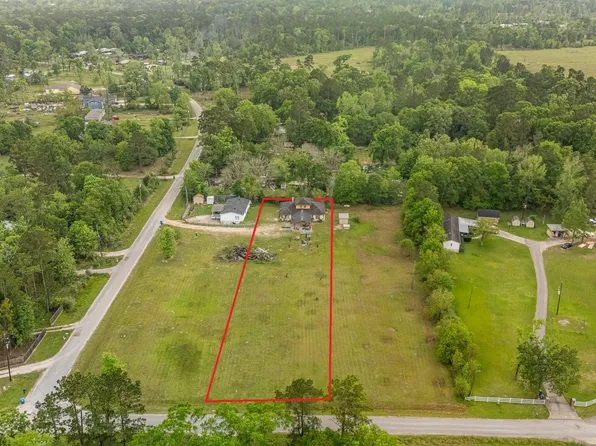 18740 Deer Glen Dr, Conroe, TX 77302