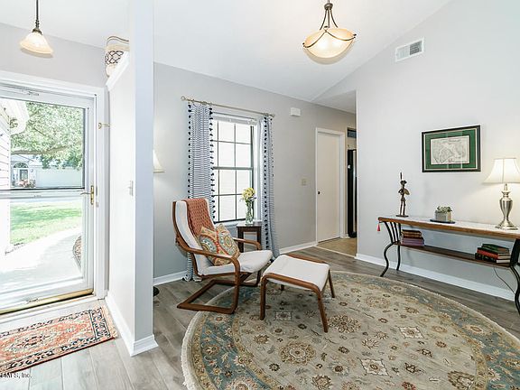 4th image of 4864 Ashley Manor Way W