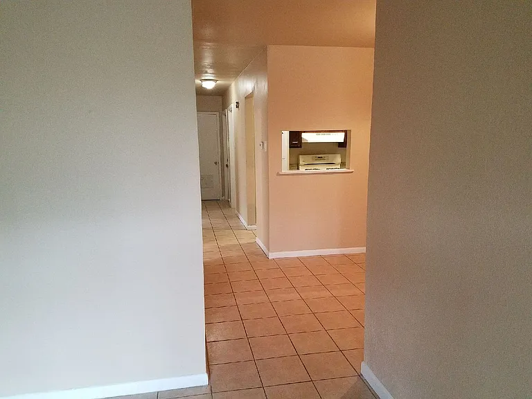 317 Babcock Rd — Photo 6