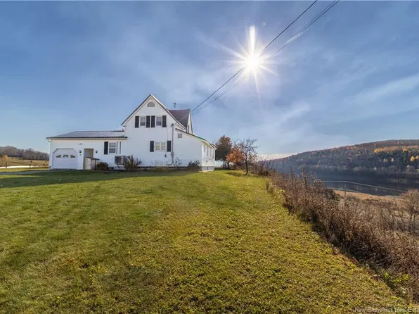 10 Clarence Hunter Ln, Peel, NB E7L 4E9