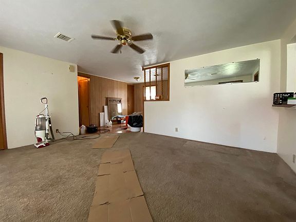 2nd image of 911 Catalpa Ave