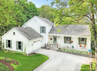 9299 Talus Cir, Eden Prairie, MN 55347