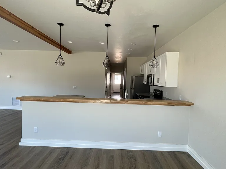 1185 Abigail Ln #A — Photo 7