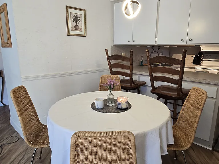 400 Base Ave E #210 — Photo 8