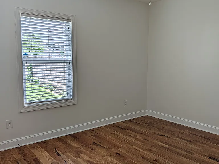 5302 Kentucky Ave — Photo 8
