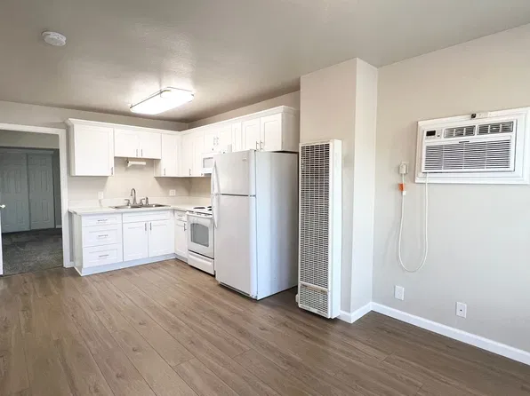 415 5th Street, 415 5th St #4, Roseville, CA 95678
