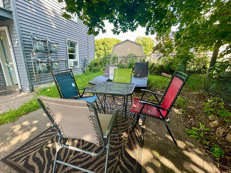 515 S 4th St #4 — Photo 9
