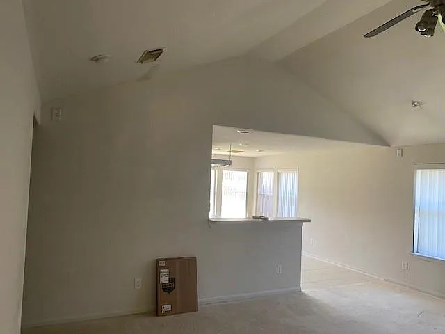 3 bed, 1484 sqft, $1,850 — Photo 2