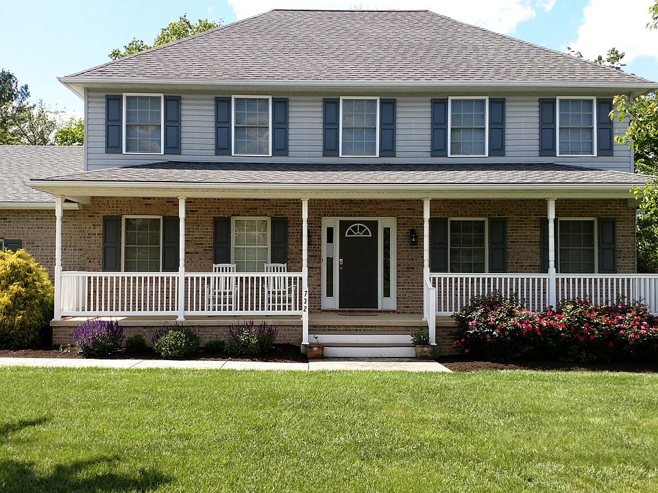 1st image of 732 Stonecrest Dr