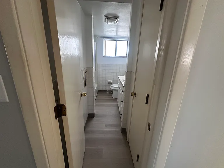 4896 E 97th St — Photo 10