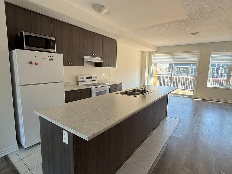 99 Surf Dr — Photo 7