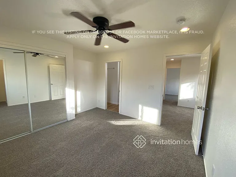 907 Whitney Ave — Photo 7