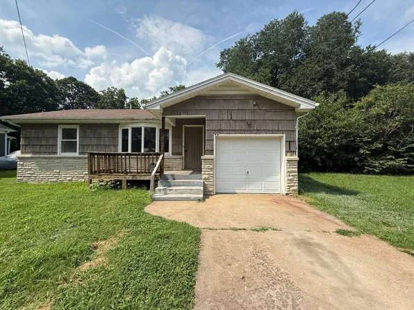 2021 W Water St, Springfield, MO 65802