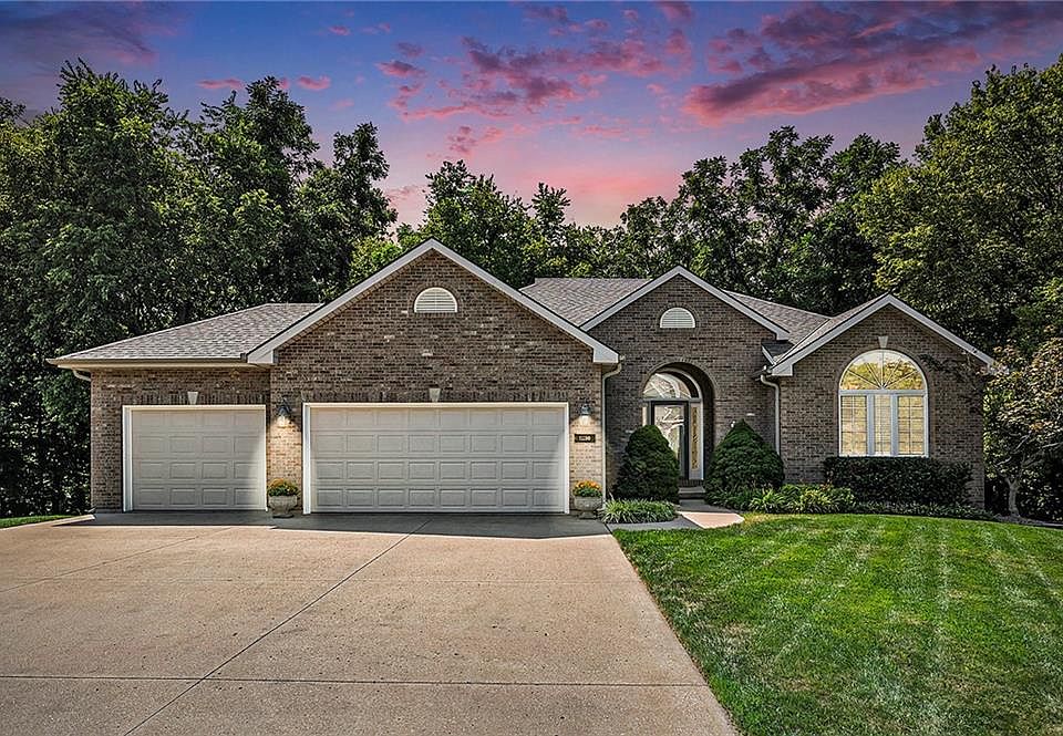 1st image of 13180 Woodridge