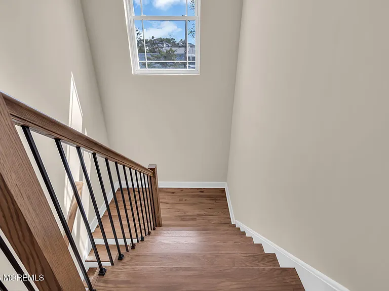 58 Cove Rd — Photo 38