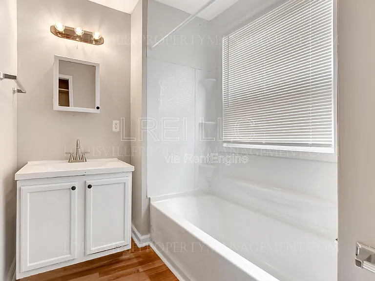 4141 W Market St #1 — Photo 12
