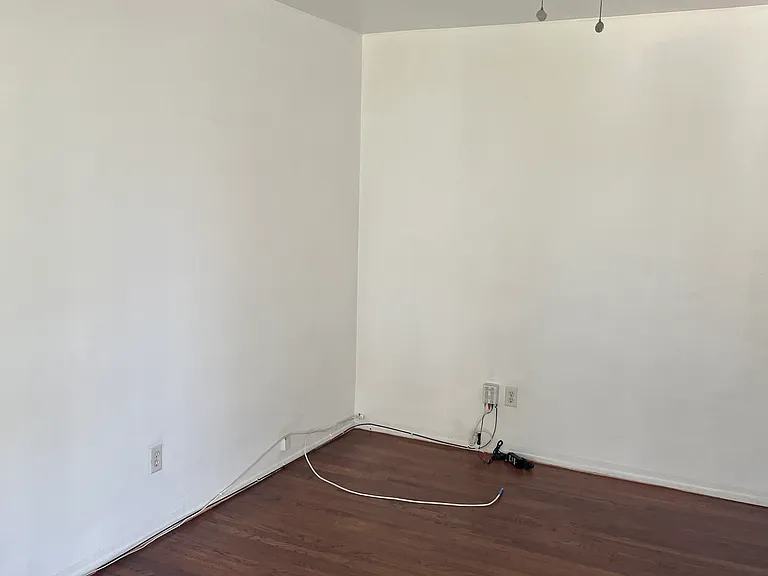 2341 W Avenue 31 #5 — Photo 4
