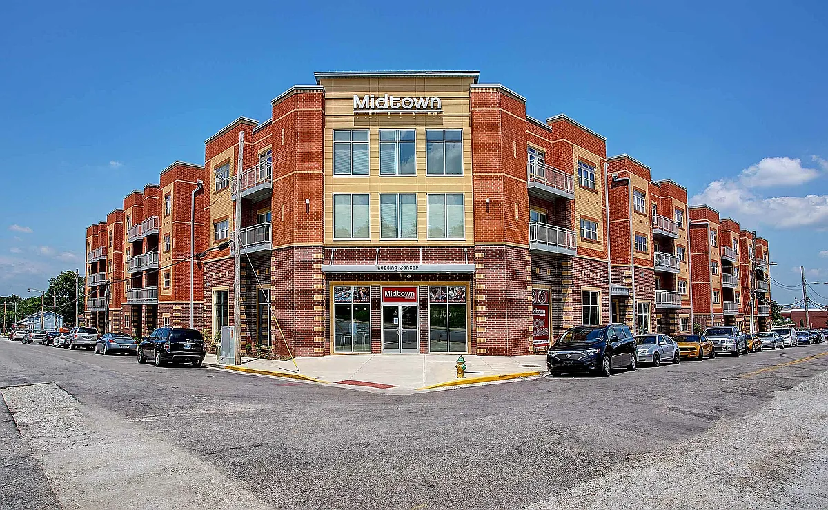 Exterior - Midtown at WKU