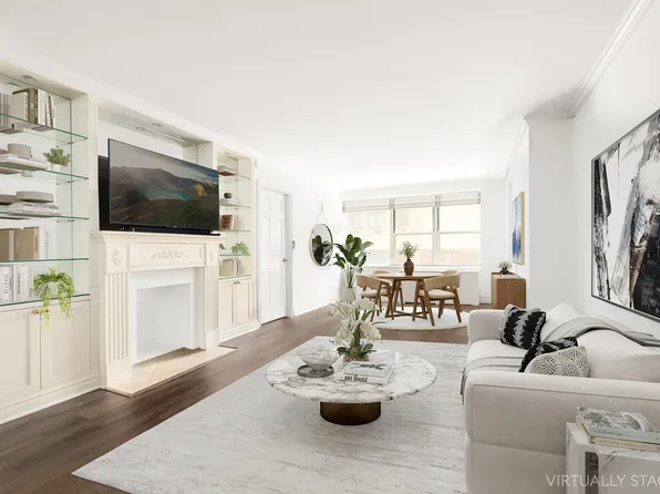 1065 Park Avenue image 1 of 10