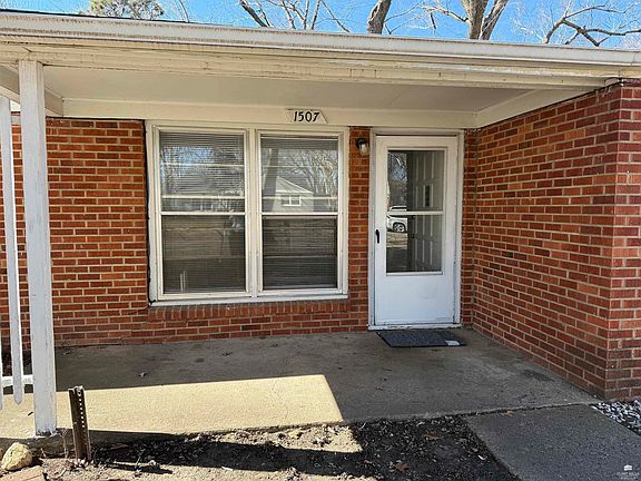 4th image of 1507 Campus Rd