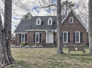 2 Lemans Ct, Columbia, SC 29209