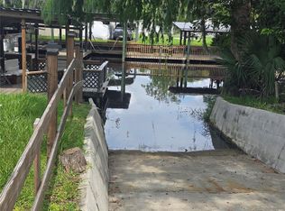 119 Walt Ln, Satsuma, FL 32189