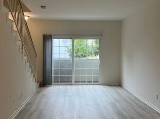 15332 Weddington St APT 3, Van Nuys, CA 91411