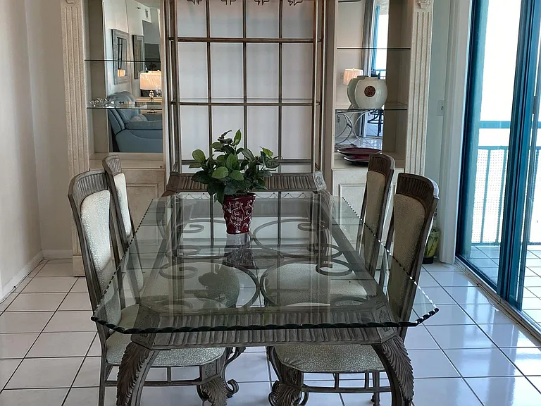 1540 Gulf Blvd #1207 — Photo 30