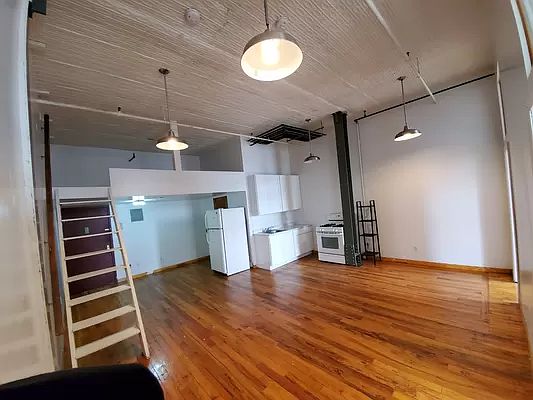 4th image of 9 White St #3B