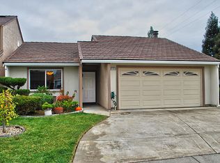 301 Lone Oak Dr, Pleasanton, CA 94566