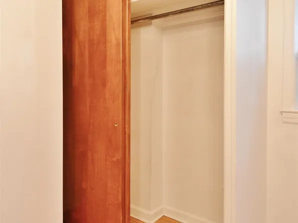 19 West 32nd Street image 8 of 26