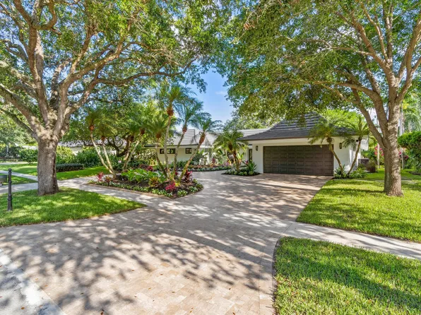 2824 Banyan Boulevard Circle NW, Boca Raton, FL 33431