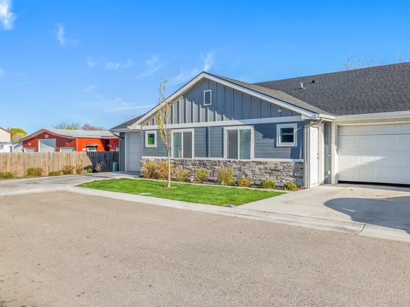 390 W Greenhurst Rd APT 3, Nampa, ID 83686