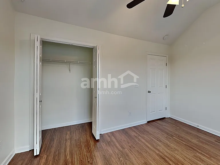 141 Claybrook Ln — Photo 13