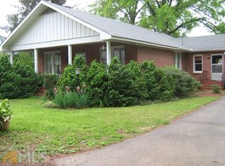 30 Love St, Cave Spring, GA 30124