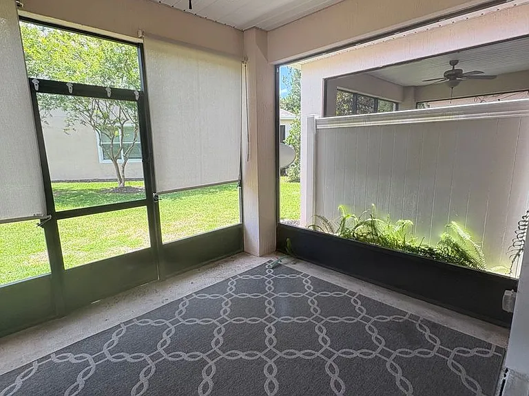 607 Crystal Way — Photo 26