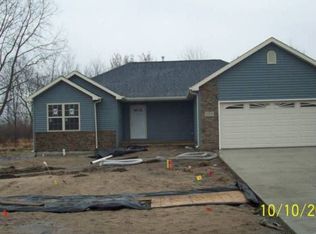 1709 Forsythia St SE, Demotte, IN 46310