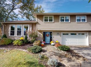 1112 Baseline Rd, Grand Island, NY 14072