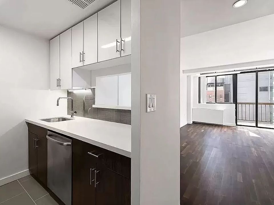 1st image of 184 Lexington Ave APT 7F