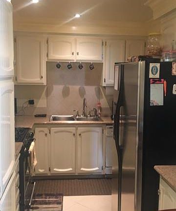 3rd image of 3408 Waterman Ct